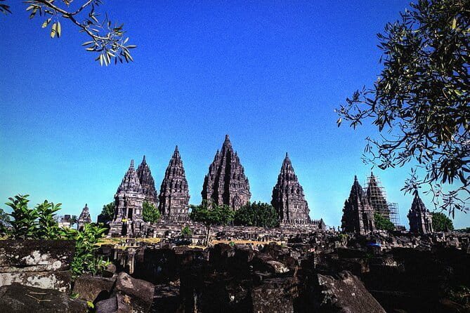 Private Borobudur Heritage Tour – Merapi Jeep & Prambanan Temple - Key things you’ll notice on this Borobudur–Prambanan–Merapi tour