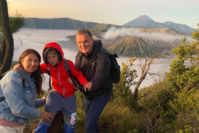 Private Bromo Sunrise Tour (All included) - Penanjakan sunrise: what the early hours are really like
