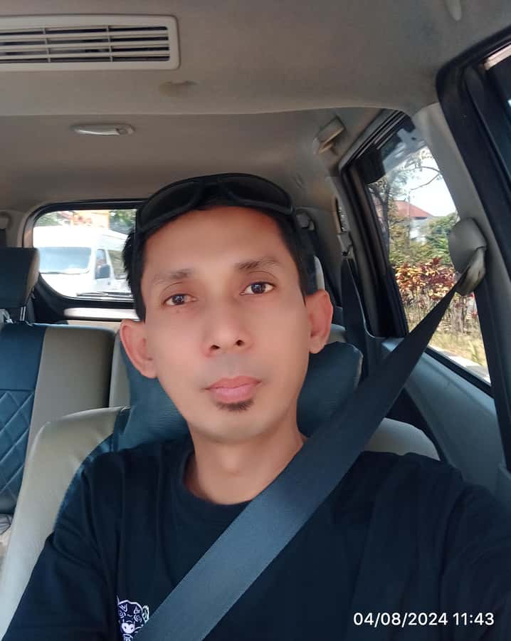 Private Car or Minibus Rental With Driver - English-speaking driver: how it changes your day