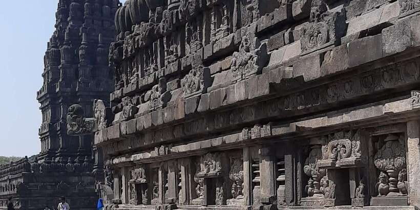 Private Car Yogyakarta: Borobudur Merapi Jeep Tour Prambanan - Merapi Jeep Ride: 4WD Excitement on the Slopes of Java’s Most Active Volcano