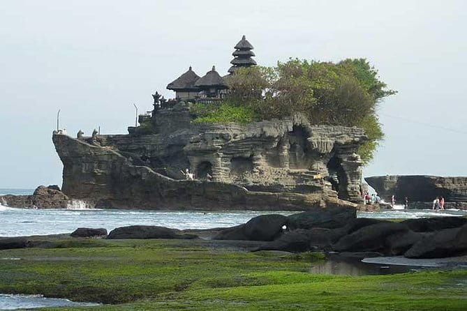 Private Chartered Car to Tanah Lot and Uluwatu - Private chartered car from Kuta: comfort and control for 8 to 10 hours