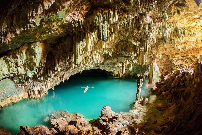 Private Day Tour Rangko Cave -Batu Cermin Cave - Private tour comfort: what it changes in the real world