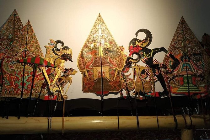 Private Full-Day Guided Tour: Explore Jakarta’s Top Highlights - Glodok Chinatown wet market and Dharma Bhakti Temple: daily life and living tradition