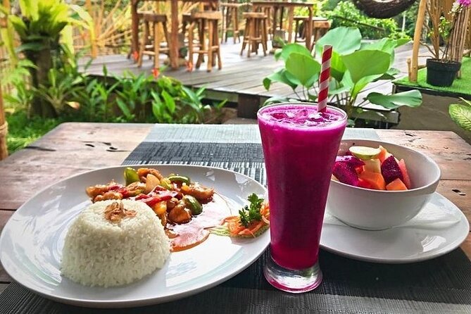 Private Full-Day Tour in Bali & FREE WIFI - UNESCO rice views plus Bratan Lake foggy beauty