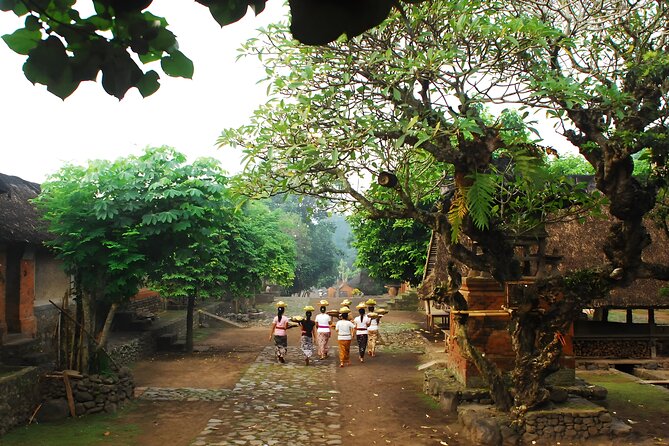 Private Full-Day Tour: The Gate of Heaven and East Bali Trip - Virgin Beach: a beach stop that’s built for a walk, not just lying around