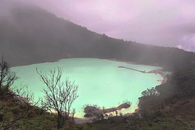 Private Guided to The White Crater & Surrounding Areas Tour - A private day south of Bandung: what it feels like in real life