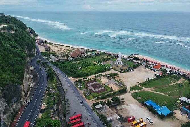 Private Half Day Nusa Dua Village All-Inclusive Tour - Lunch at GWK: Indonesian Buffet, Vegetarian Options, and Less Guessing