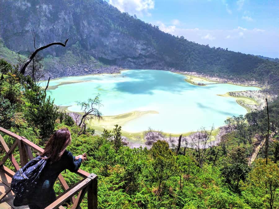 Private: Kawah Putih,Volcano,HotSpring,Mud Bathing,Lake Tour - Kawah Putih crater lake: where the color does the talking