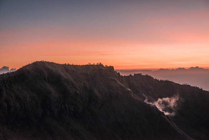 Private Mount batur Hiking and Natural Hot Springs - Pickup from Ubud and the early base-camp wait