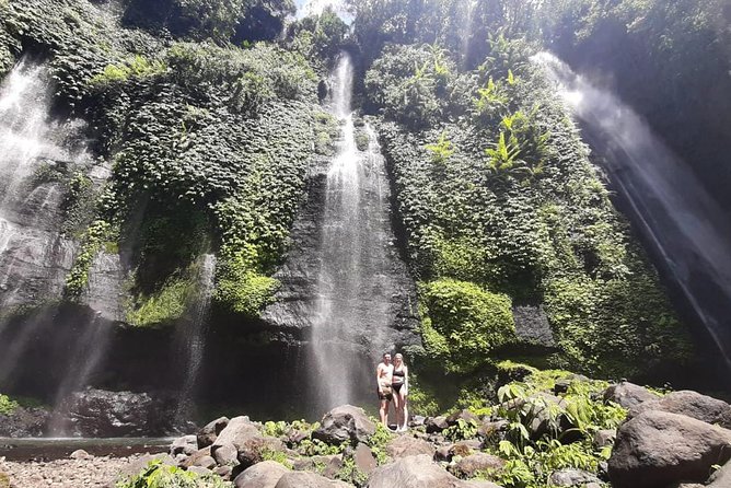 Private Sekumpul Waterfalls Trekking Tour - Ulun Danu Bratan Temple: A Water Temple Stop That Isn’t Too Long