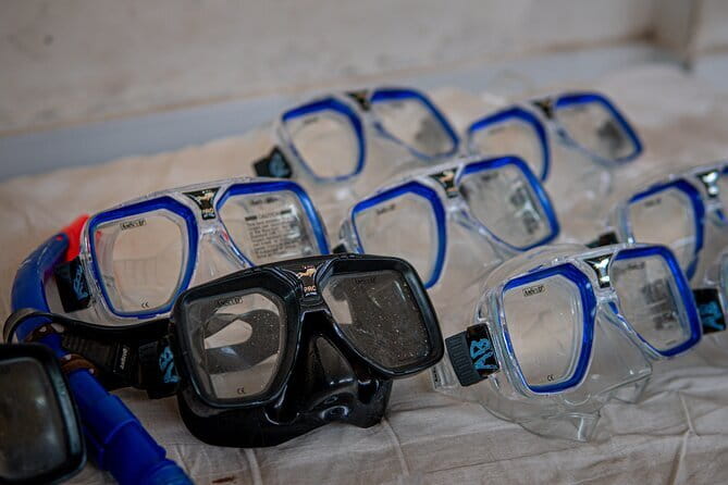 Private Snorkeling Gili Island Including GoPro Camera - The statue stop at The Nest: art you can swim with