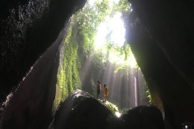 Private Tour : Bali Best Waterfalls, Temples and Monkey Forest - Tukad Cepung Waterfall: a waterfall inside a cave (and why weather matters)