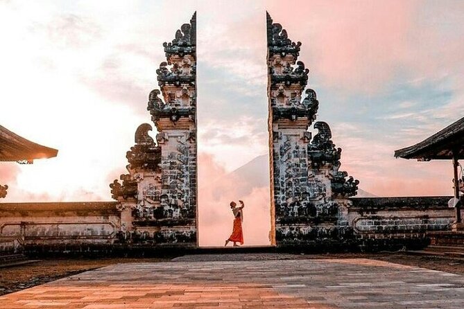 Private Tour Bali: Lempuyang Temple / Gate of Heaven, tirtagangga, waterfall. - A practical look at the day: what you’re really buying