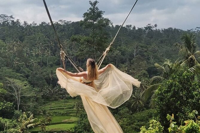 Private Tour Bali: Lempuyang Temple / Gate of Heaven, tirtagangga, waterfall. - Luwak coffee plantation and rice terrace visuals: more than a snack stop