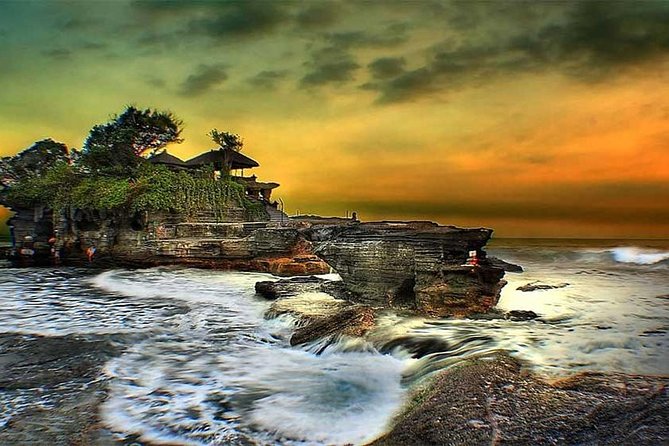 Private Tour Bali Swing & Visiting Temples in Bali - Taman Ayun Temple: the garden-temple experience near Mengwi
