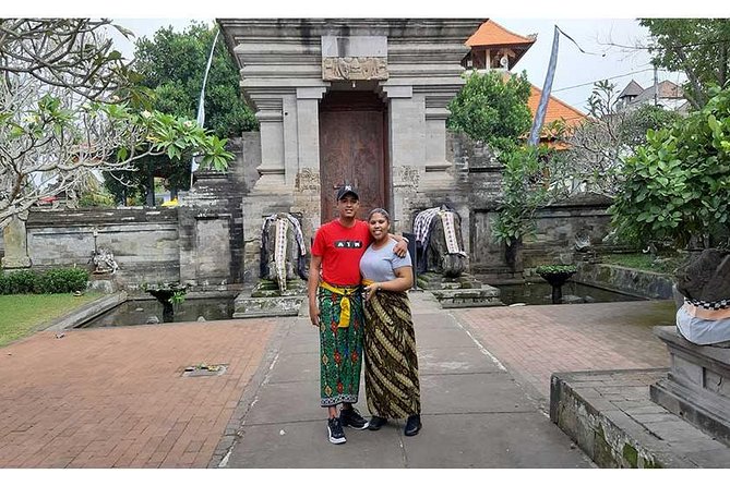 Private Tour: Batuan Temple, Tegenungan Waterfall, Elepahant Cave Free transport - The practical promise: one private car, many different Bali moods