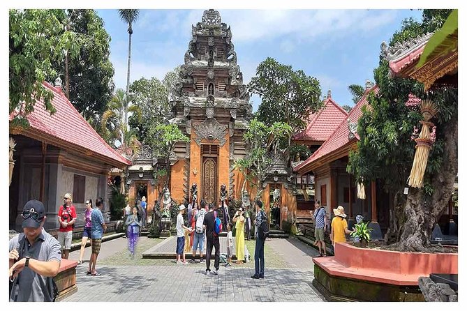 Private Tour: Batuan Temple, Tegenungan Waterfall, Elepahant Cave Free transport - Tegalalang Rice Terrace: the big-name view, with a timing advantage