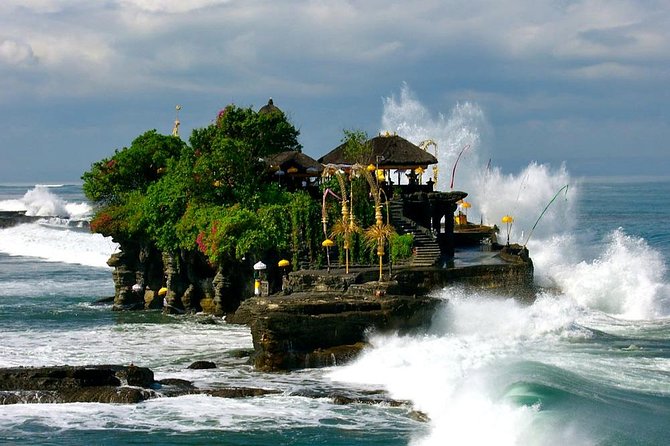 Private Tour: Full-Day Tanah Lot and Uluwatu Temples with Kecak Fire Dance Show - Uluwatu Temple at Sunset: Where the Kecak Fire Dance Lands