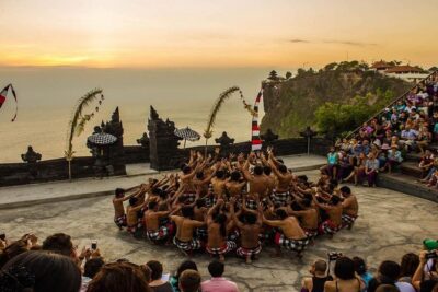 Private Tour: Half Day Uluwatu Tour - Stop 1: Uluwatu Temple at the Edge of the Plateau