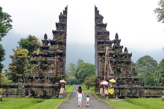 Private Tour: Handara Iconic Gate, rice terrace & Ulundanu Temple - Jatiluwih Green Land Rice Terraces: UNESCO-Nominated Views You Can Walk