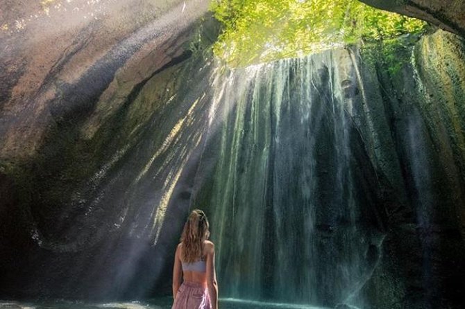 Private Tour Lempuyang, Tirta gangga, tukad Cepung Waterfall - What to bring so you’re comfortable (and ready for photos)