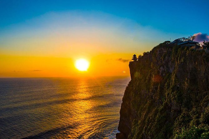 Private Tour Rafting Uluwatu Kecak Dance Sunset and Dinner in Jimbaran Bay - From 8am rafting to sunset Kecak: how this day stays fun