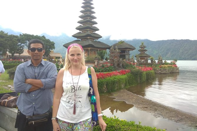 Private Tour Sekumpul Waterfall Combination Beratan Temple & Twin Lakes - Ulun Danu Bratan Temple: Dewi Danu and the Lake-Temple Connection