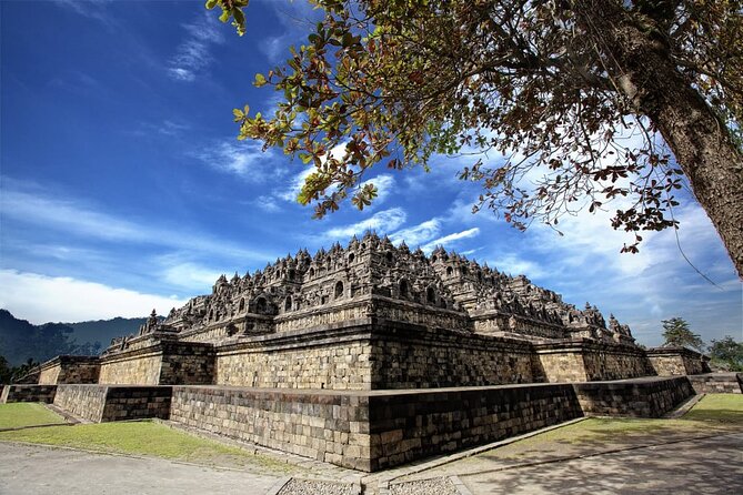 Private tour semarang pier to borobudur temple - Cruise-day convenience from Semarang pier to Borobudur
