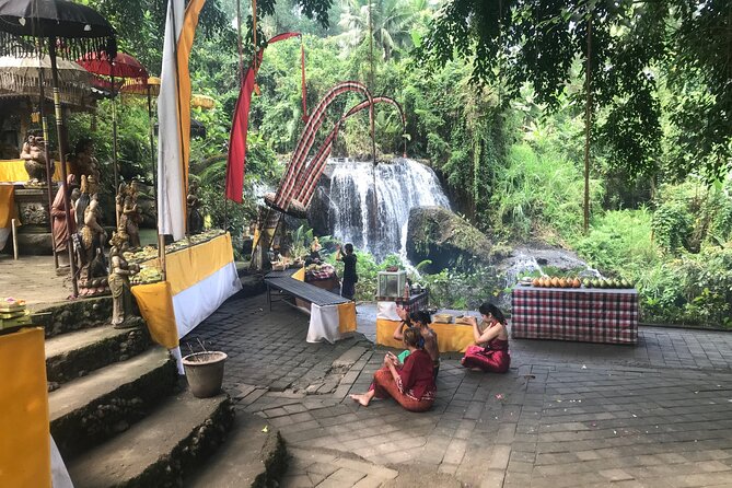 Purification Holy Bath at Beji Gria Waterfall - Before the Water: Prayer, Offerings, and the Temple Pace