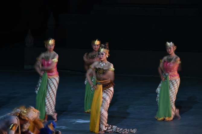 Ramayana Ballet Performance In Prambanan Temple With Dinner - Timing Reality Check: Late Entries and Focus