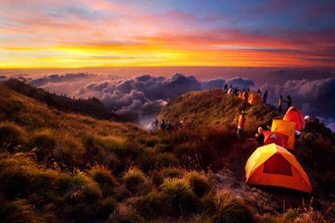 Rinjani trekking 2 days 1 night - The Real Challenge Level: Steep Climb, Big Altitude, Managed Pace