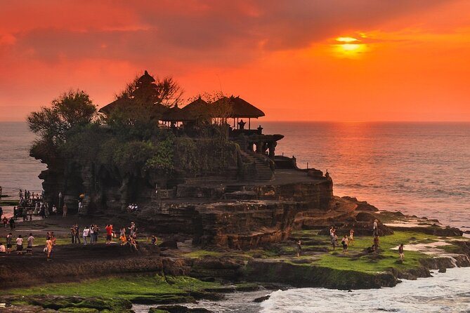 Royal Family Temple, Monkey Forest, and Tanah Lot Sunset Tour - Taman Ayun Temple: royal worship in a quiet, meaningful setting
