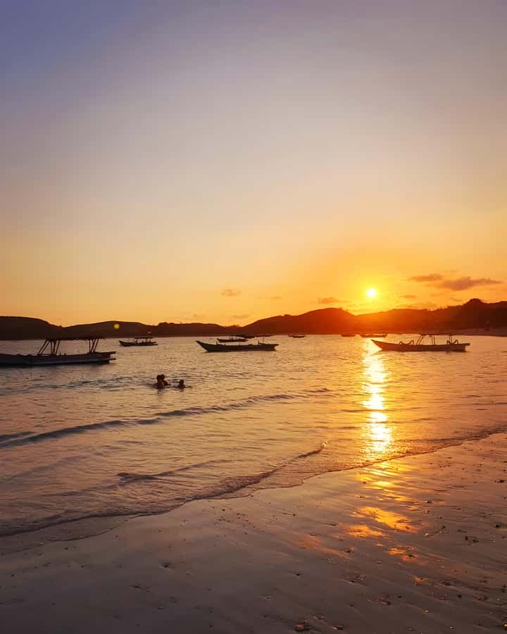 Sade Village, Kuta Lombok, and South Coasts: Private Tour - Bukit Merese for Kuta Lombok’s best hilltop outlook