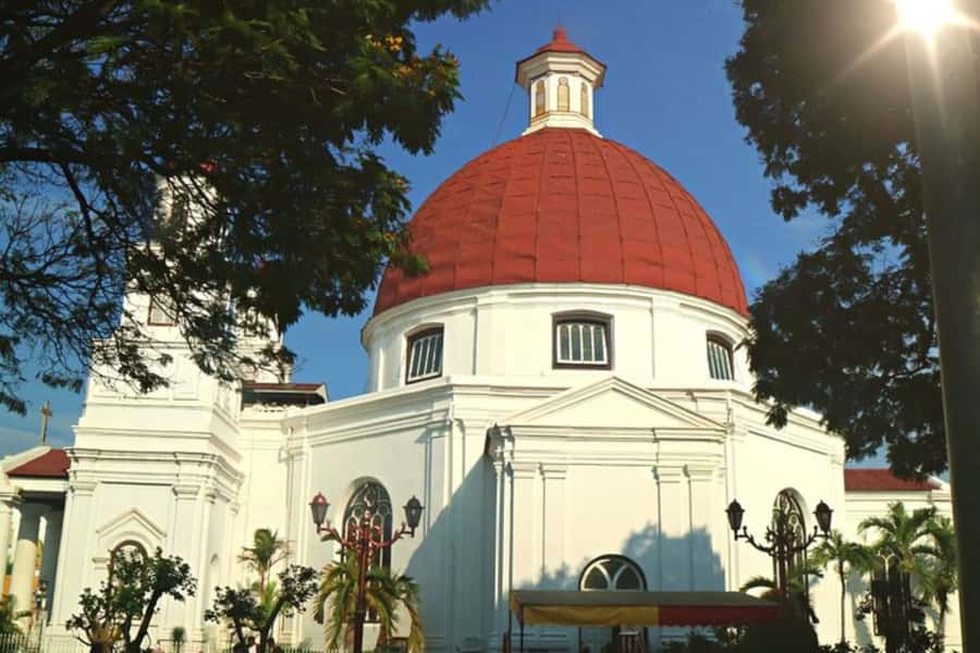 Semarang: Private custom tour with a local guide - What you’ll see: main sights, monument exteriors, and street-level context