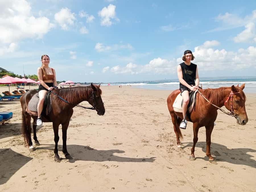Seminyak: Bali Horse riding Adventure Seminyak Beach - From Stables to Rice Fields and Balinese Villages