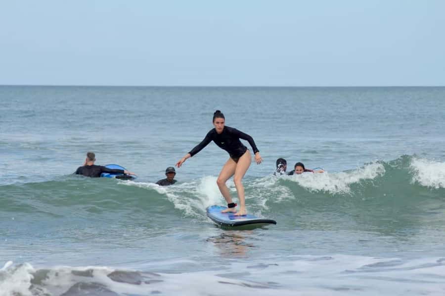 Seminyak: Beginner Surf Lesson with Pro Instructor - What you actually get: the gear and extras that help beginners