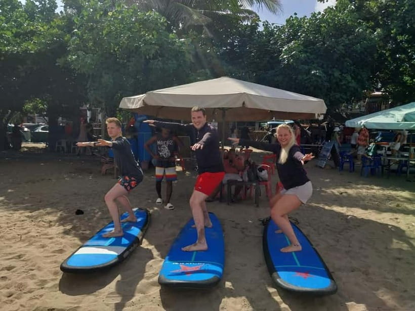 Seminyak: Surf Lesson Beginner All Level 2 Hour Experience - Standing up: balance coaching you can feel immediately