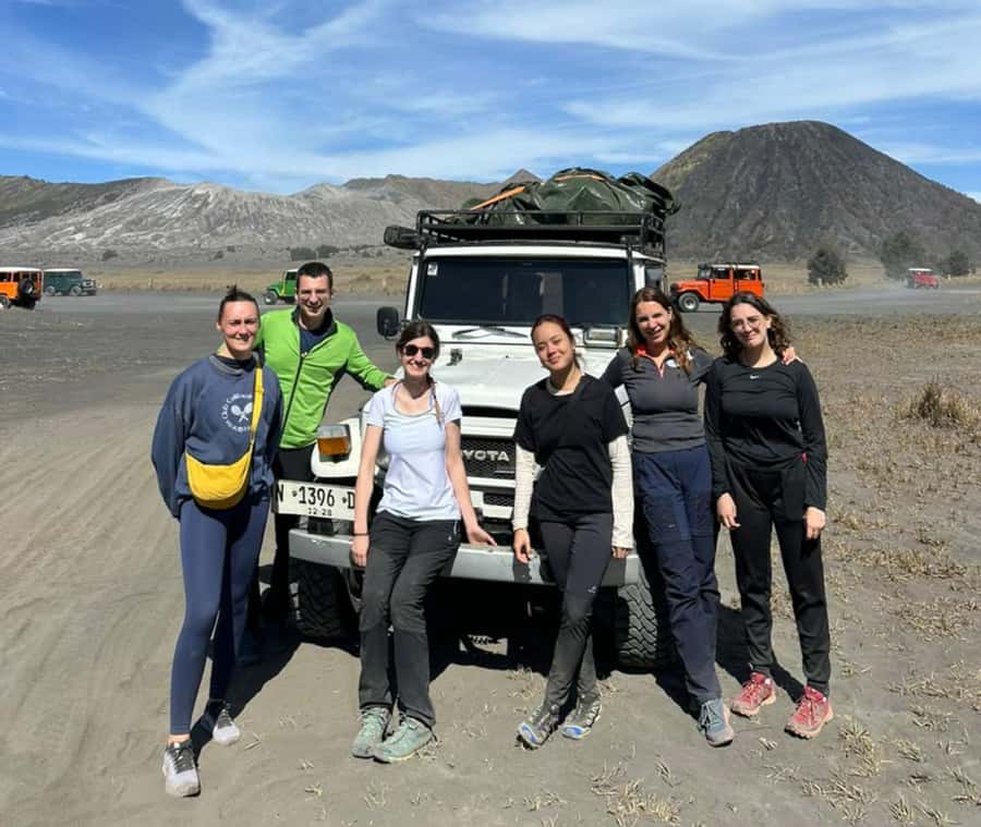 SHARED Bromo Jeep Tour include tickets From MALANG - Sunrise at Bromo Viewpoints: Cold Air, Big Views, and Timing That Matters
