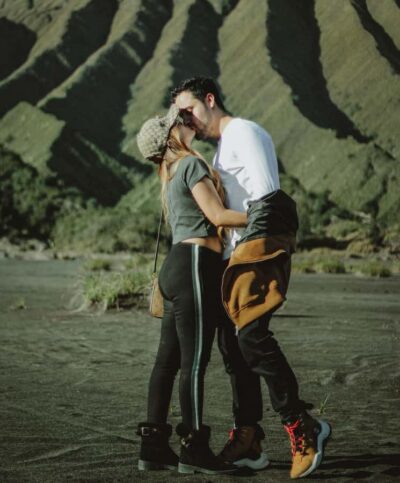 Shared Bromo Tour start from Malang - The drive by 4WD jeep: comfort in the dark, plus real photo access