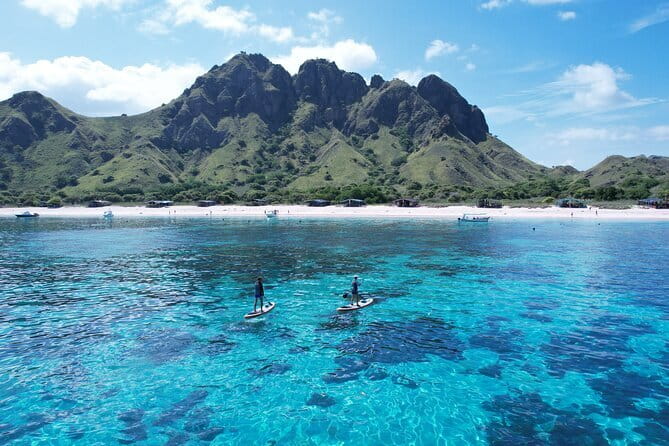 Shared Trip Sailing Komodo 3D2N - Day 1: Kelor Island trekking, Manjarite snorkeling, and Kalong bat sunset