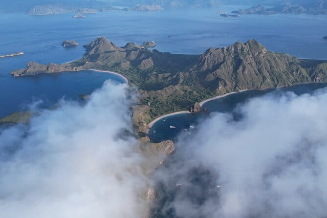 Shared Trip Sailing Komodo 3D2N - Getting on board: pickup, mobile tickets, and group size