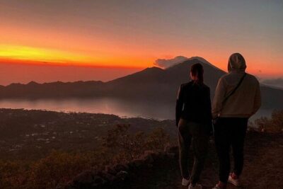 Sharing Mount Batur Sunrise Trekking And Natural Hot Spring - Hiking Mount Batur: The Trail, the Views, and the Little Details That Matter