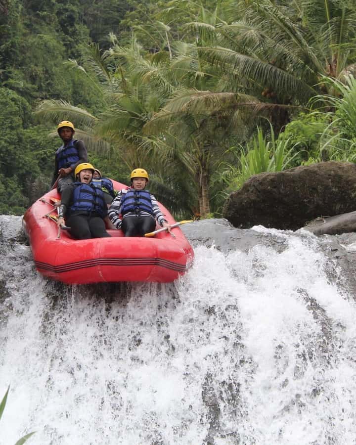 Sidemen-Bali: Private Rafting Telaga Waja River with Lunch - Why Telaga Waja rapids feel like Bali’s best rafting