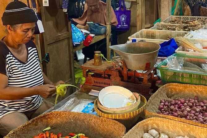 Sidemen Trekking: A Walk from a Different Perspective - The big value: $13 for a guide, water, and a real route