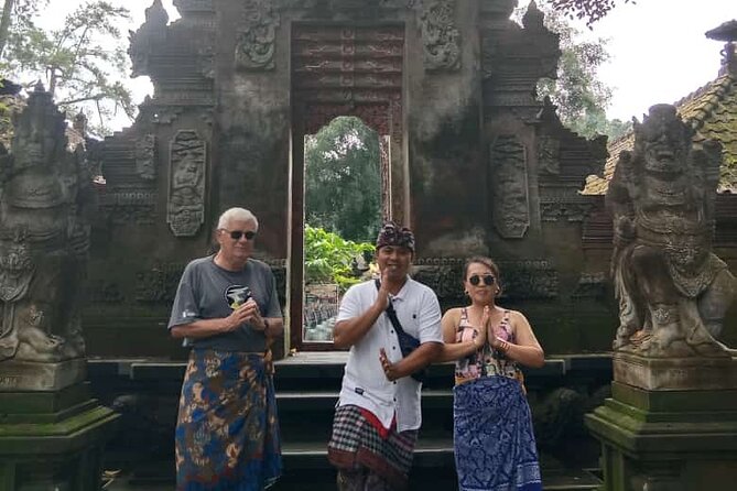 Skip the Line Tirta Empul Temple Entrance Ticket All Inclusive - What’s included at Tirta Empul: sarong, sash, offerings, and water