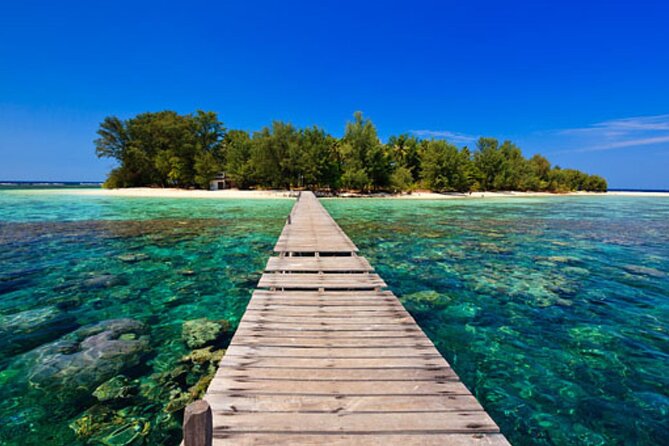 Snorkeling and Island Hopping Tour in Karimunjawa (sharing tour) - Weather reality: why your day may shift