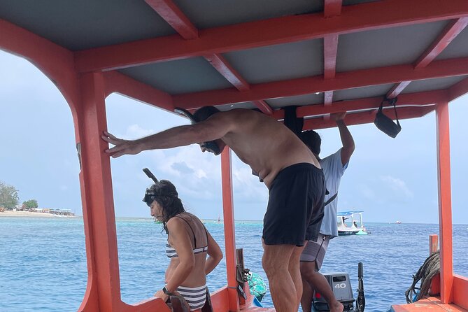 Snorkling trip 3 gili(terawangan, meno,air) - Pickup, slow boat, and included gear: the practical details that affect comfort