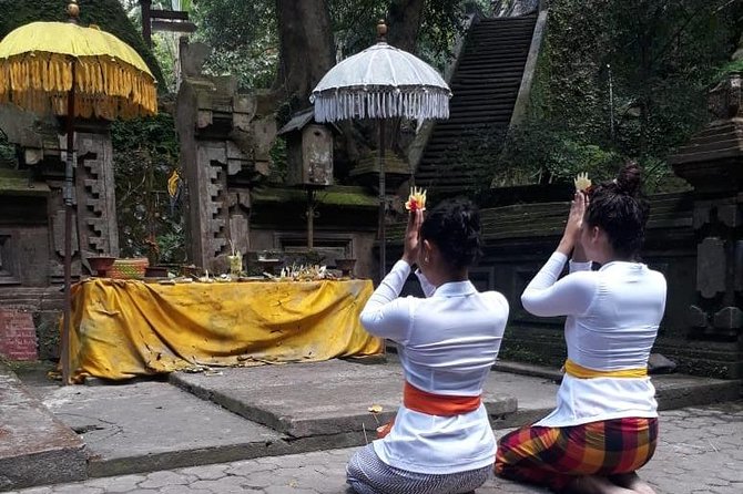 Soul Purification at Pura Mengening in Bali - Melukat at Pura Mengening: what the purification ceremony actually is