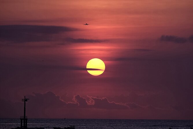 South Bali Beach Tour, Uluwatu Sunset Kecak Fire Dance & Seafood Barbeque Dinner - Why this South Bali day starts at 1:00 pm
