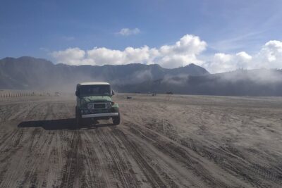 Start From Surabaya: Mount Bromo Sunrise Shared Guided Tour - The 4WD Land Cruiser ride: thrilling, but manage your expectations